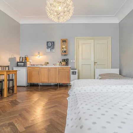 Cozy Mala Strana In * Prague