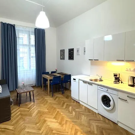 Side Street Appartement Praag
