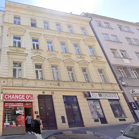 Apartment Prekrasny 2bdr Na Praze 1 *
