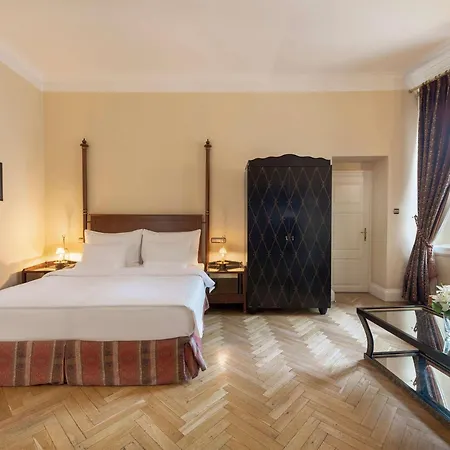 Hotell The Mozart 5*