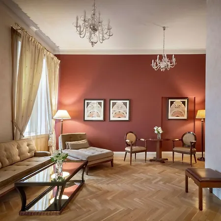 Hotell The Mozart 5*