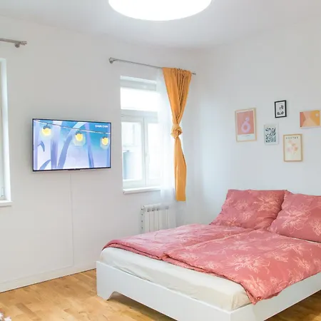 Apartment Cozy Retreat By Wenceslas Square