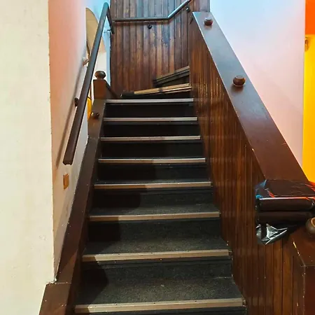 House Marabou Hostel
