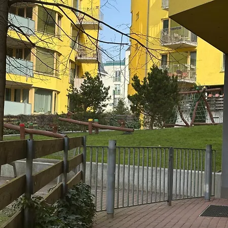 U Parku Parukarka Apartment Prague