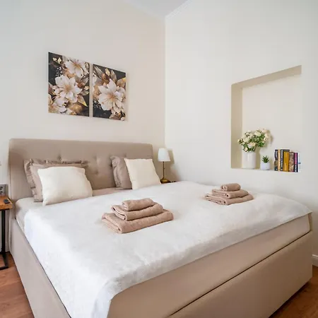 Prekrasny 2bdr Na Praze 1 Apartment Prague