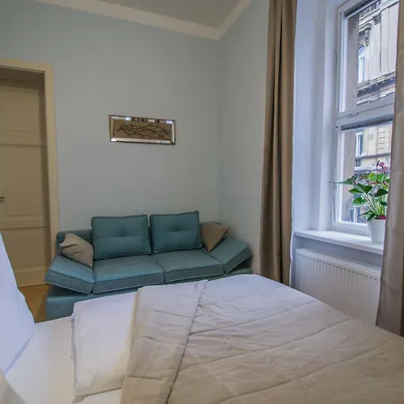 Royal With Sauna And Billiards Apartment *