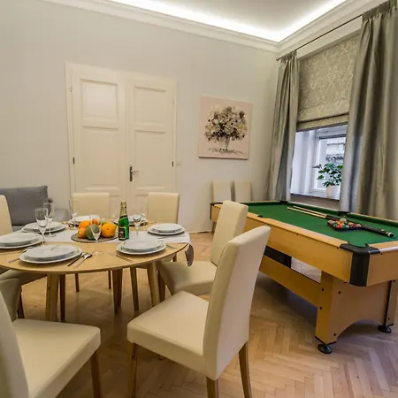 Apartment Royal With Sauna And Billiards *