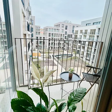 Apartment New Building New At Andel Metro Station Prag