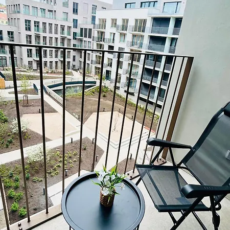 Apartment New Building New At Andel Metro Station Prag