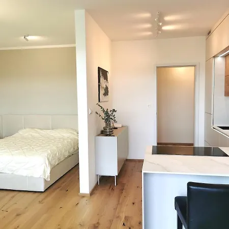 Free Private Parking, Location, Nuslesky Pivovar Sunset Balcony Home, Prag