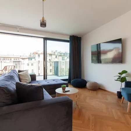 Seifertova Apartment *