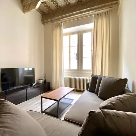Celetna Apartmán *