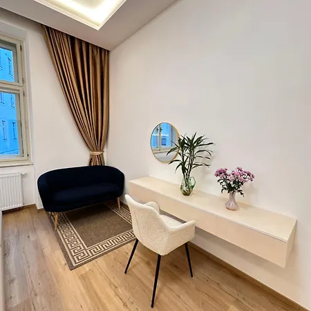 Old Town Apartment