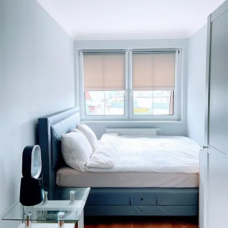 Light & Wood Design - 89 M2 In Apartment *