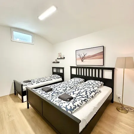 The Little Peaceful Retreat Near Center Apartment Prague