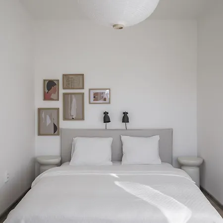 Spacious 4-story With Sauna & Garden * Praga