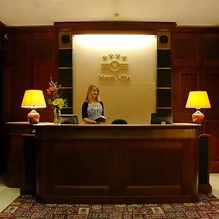 Szálloda Hotel Villa 4*