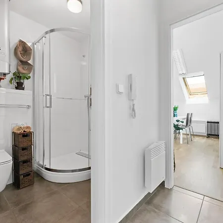 Appartamento Sunset & Bloom Attic - Near Parks & Cafes