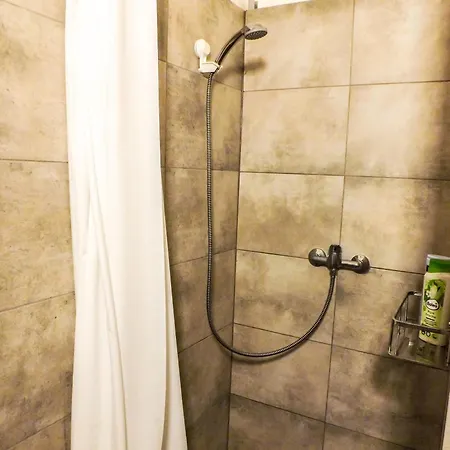 Romanticky Pokojicek V Podkrovi R5 *