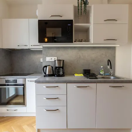 Seifertova Apartment *