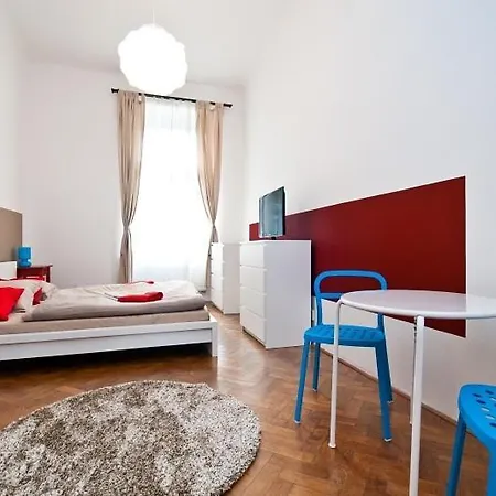 Metropolitan Studios Apartment