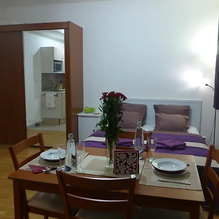 Primavera Apartment