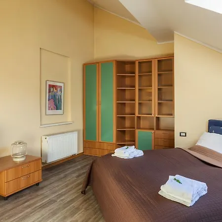 La Madeleine Hotel Prague