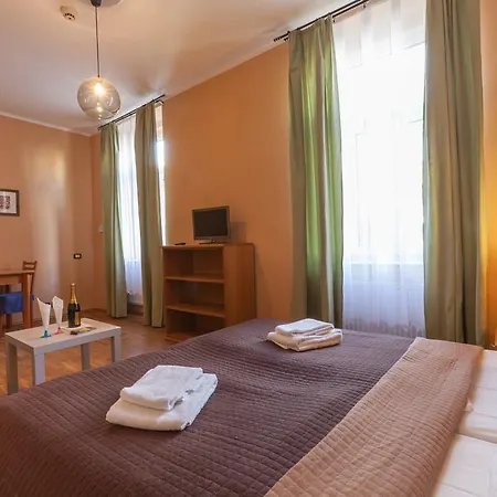 La Madeleine 3*