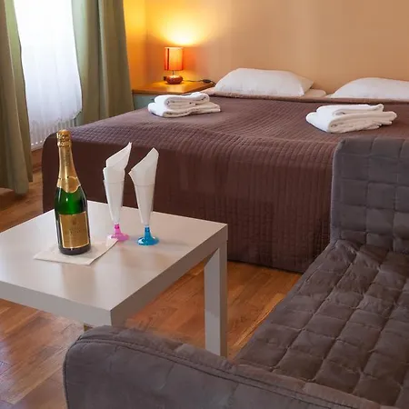 La Madeleine Hotel 3*