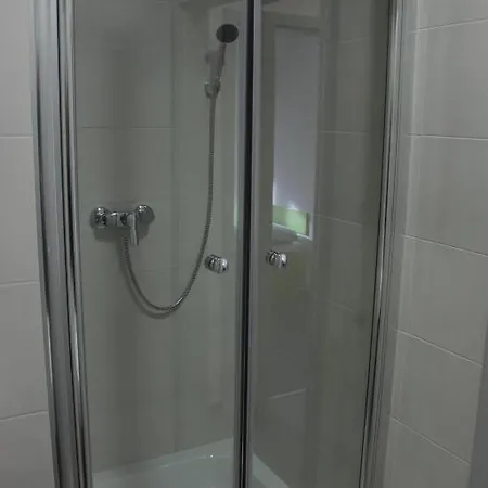 Apartman Student Ξενοδοχείο με διαμερίσματα *