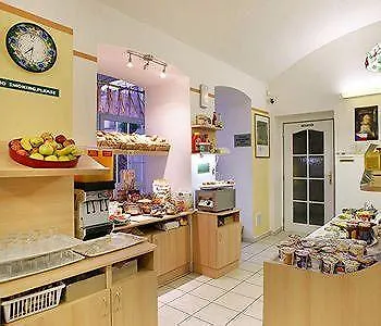 Golden Garni Hotell