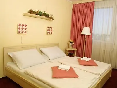 Hotel Uno 4*