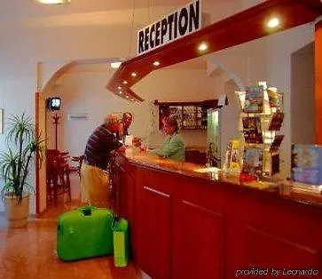布拉格城市俱乐部酒店 酒店 3*