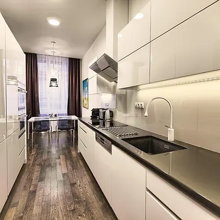 Apartment Krizovnicka *