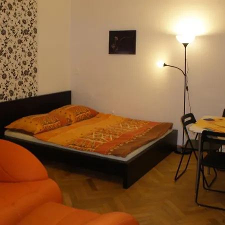 Apartment-narodni 17 Apartamento