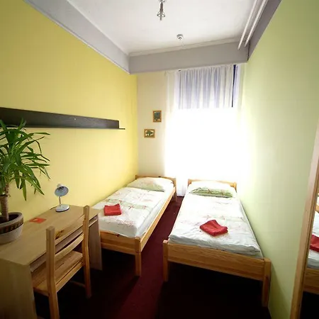 Homer - Old Town Square Hostel *