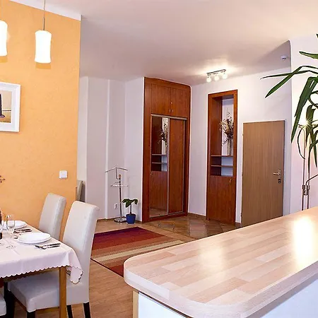 Hostel Homer - Old Town Square Prague