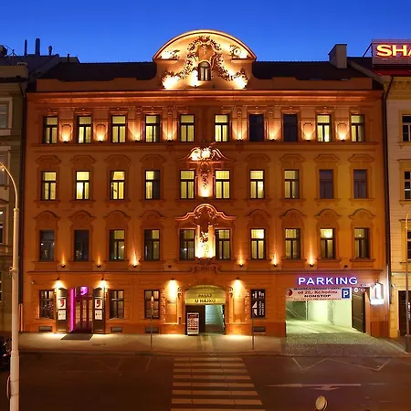 Otel Elephant Design