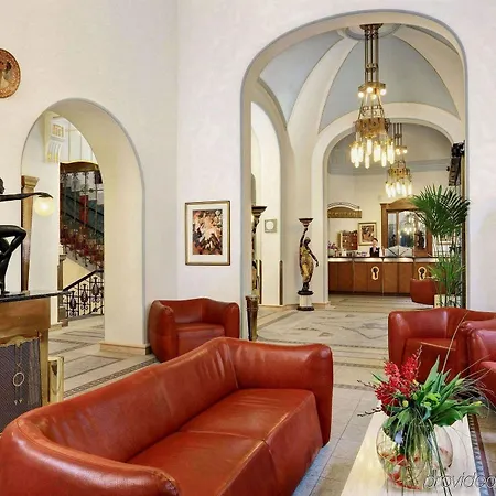 Paris Hotell Prag