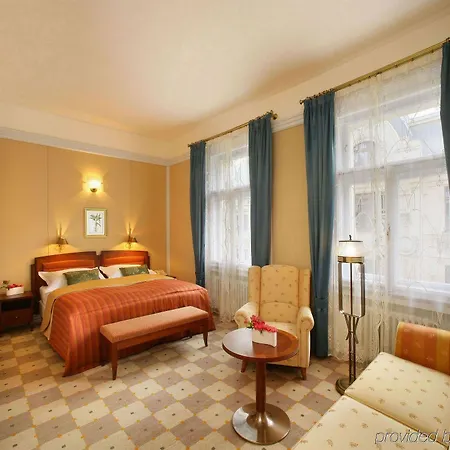 Paris Hotell Prag
