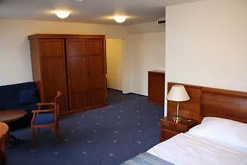 Modra Ruze 4* Praha