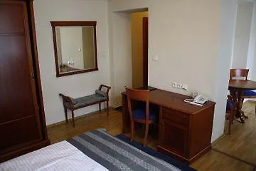 Modra Ruze Aparthotel 4*