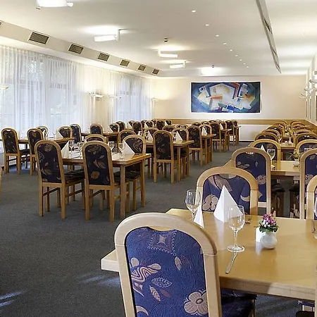 Comfort Hotel 4*