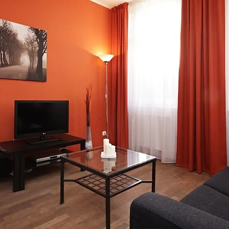 Apartamento Theatre *