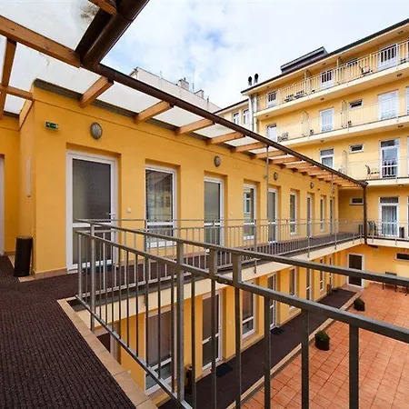 Seifert Prag