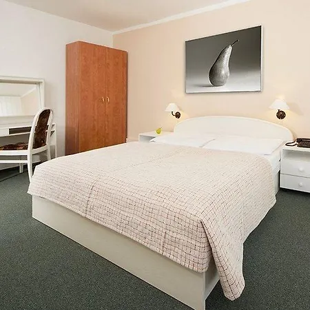 Hostel A&o Rhea *