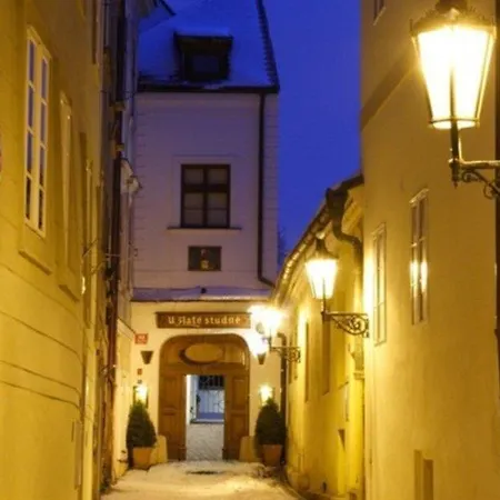 Szálloda Golden Well Prága