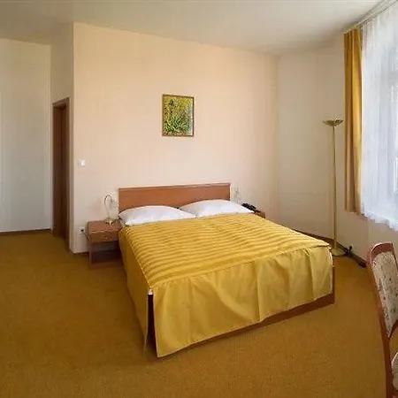 Centre Plaza Hotel