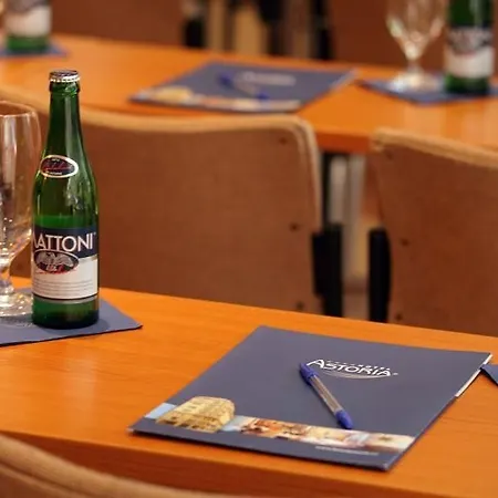 Astoria Hotel 4*