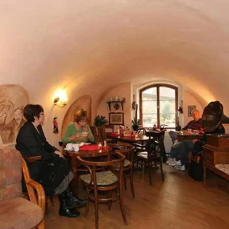 Thunovska Praha